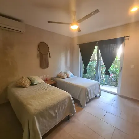 Incredible In With Private Jacuzzi Apartment *
