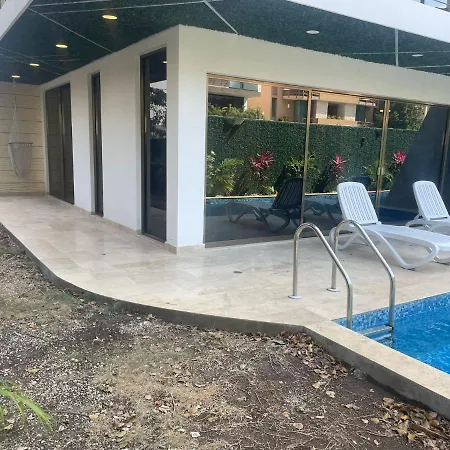 Cozy W/swim-up Pool Tulum