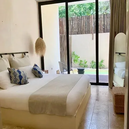 Jungle Bliss 2 Bedroon 2 Bathroom With Private Pool And Jungle Garden. *