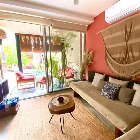 New Jungle 10-12ppl-private Pool And Grill *