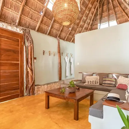 Ahau - Beachfront (adults Only) 4*