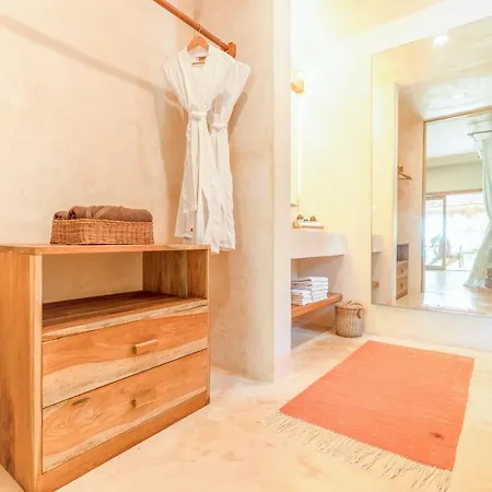 Hotel Ahau - Beachfront (adults Only) 4*