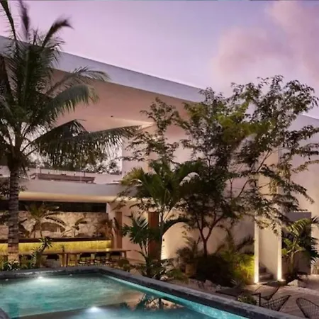 8 Bedrooms In *