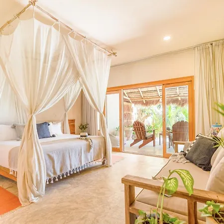 Ahau - Beachfront (adults Only) Hotel