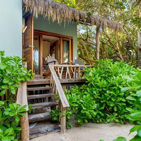 Ahau - Beachfront (adults Only)