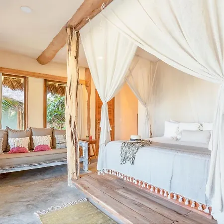 Ahau - Beachfront (adults Only) 4*