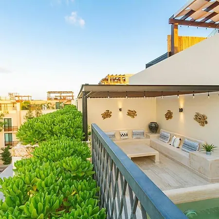Paramar Ve Ph203 Fancy & Majestic Penthouse In 3 Br