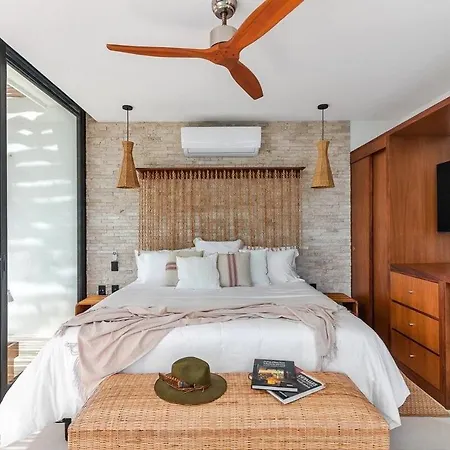 Hermoso Condominio Boutique Con 8 Departamentos De Lujo Con Alberca Privada Estilo Mexicano Moderno Ubicado En La Veleta Tulum