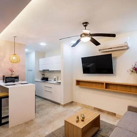 G-105 With Private Pool Apartment