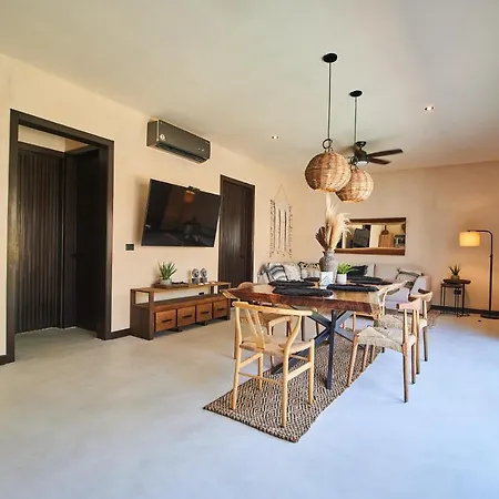 Experience The Ultimate Family Vacation With Two Exclusive Houses In La Veleta Holiday home *