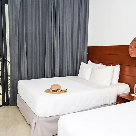 Hotel Zendero 4*
