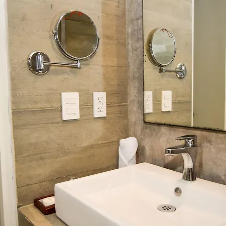 Hotel Zendero 4*