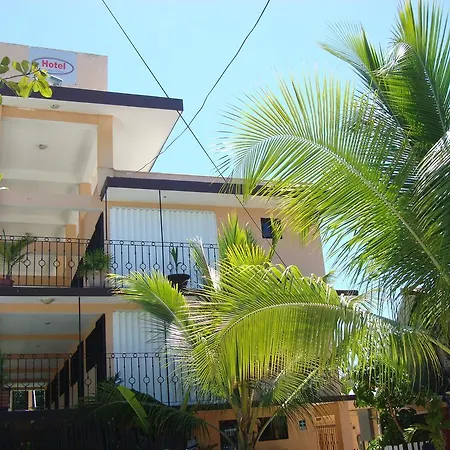 Andrea's Hotel