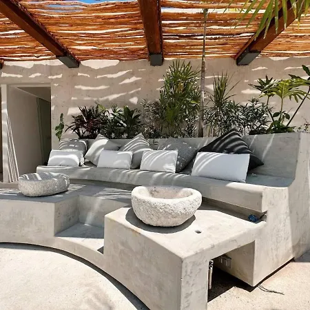 Alterhome Jungle Chic *