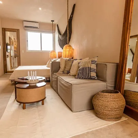 Alterhome Jungle Chic Apartment