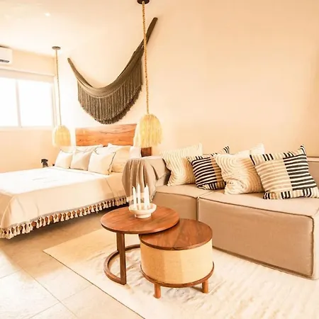 Alterhome Jungle Chic