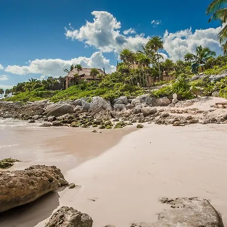 Villa Cozy & Luxurious Beachfront In Exclusive Location Near - Free Luxury Transportation Tulum