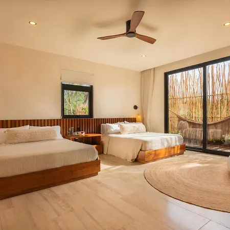 Villa Tulumar Beachfront Luxury Villa- Full Service *