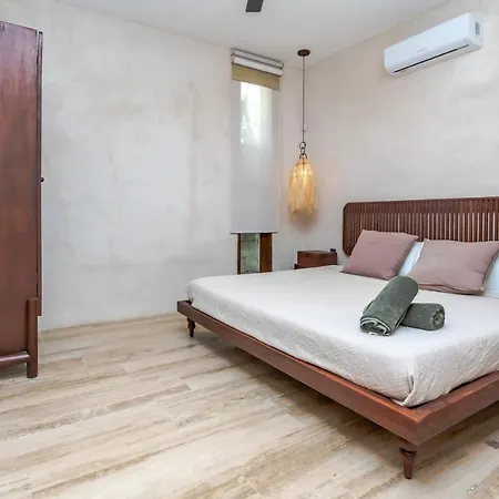 Great Value Luxury Close To The Action Holiday home
