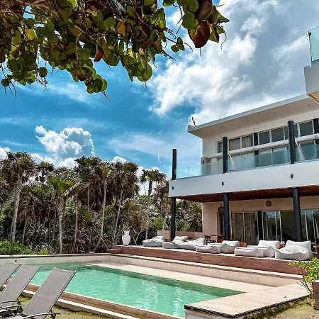 15 Minutes From - Siete Gotas Hotel