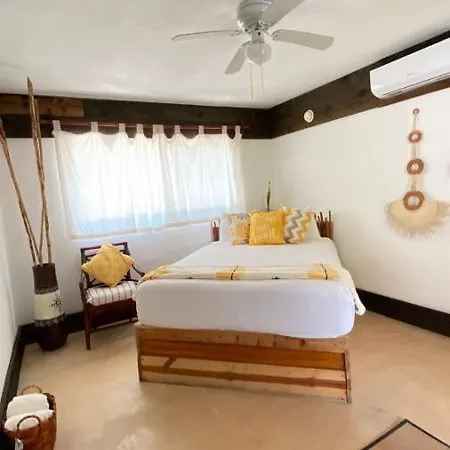 Icastico * Tulum