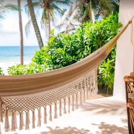 Hotel Beachfront In Beach