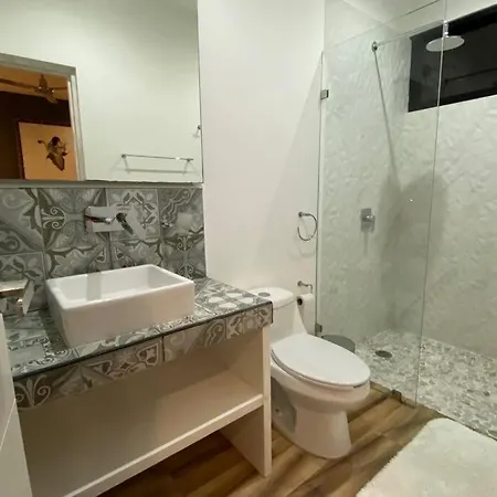 New Boho Chic Ph 2 Bedroom & Private Pool Apartment *