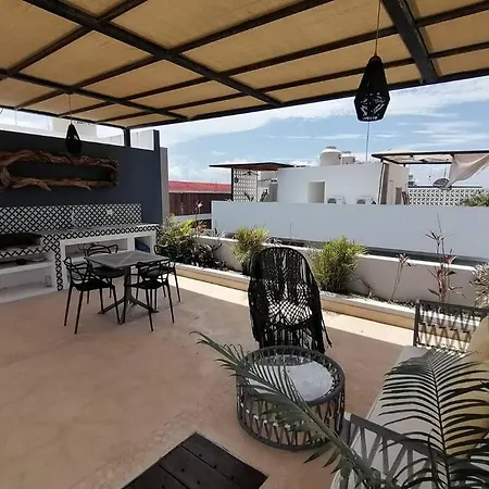 Apartment New Boho Chic Ph 2 Bedroom & Private Pool *