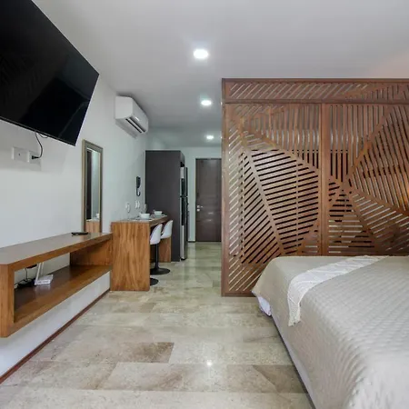 Menesse 109 At Av Coba Hotel