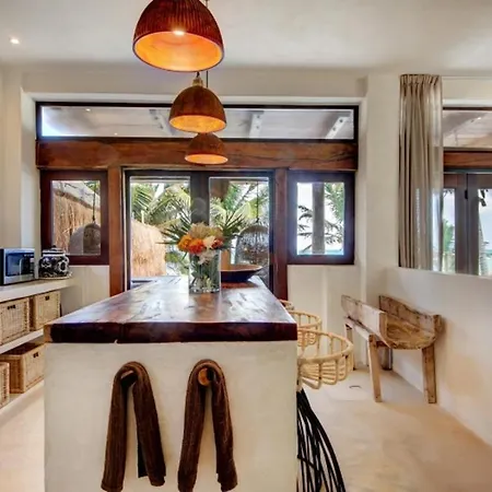 With 4 Bedrooms In Aldea Canzul Villa *