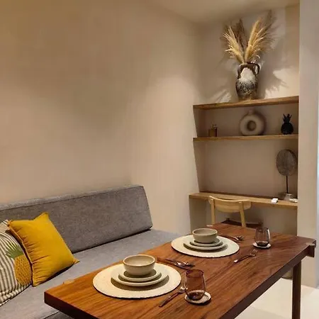 Lovely Aflora Studio Apartment