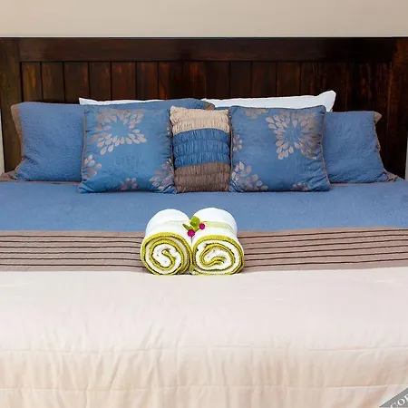 El Vivero Aparthotel