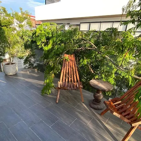 New Boho Chic Ph 2 Bedroom & Private Pool *