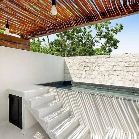 Villa La Selva Minutes From *