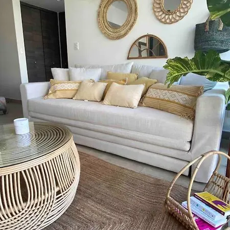 La Buena Vida - Penthouse With Private Rooftop Apartment *