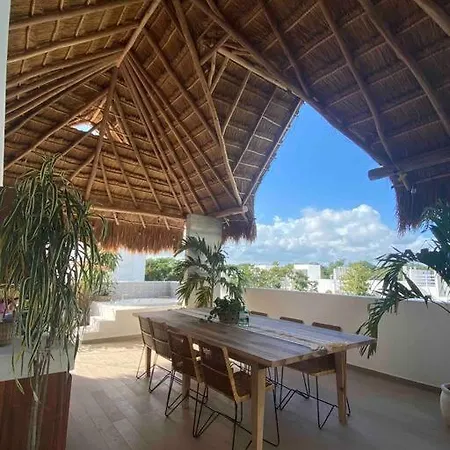Apartment La Buena Vida - Penthouse With Private Rooftop *