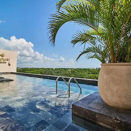 Apartment Frida's Artsy With Own Mural, Outdoor Tub & Rooftop Pool