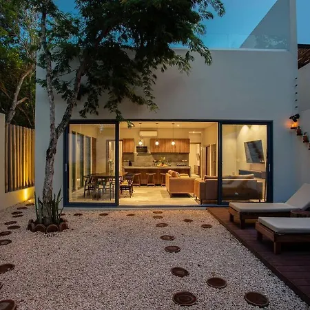 El Paraiso Ikebana Oasis, Pool And Secured Space Villa *