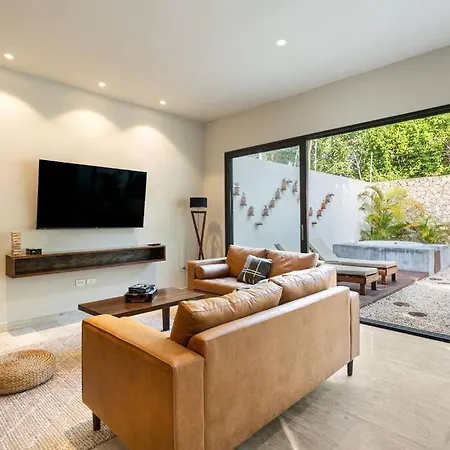 Villa El Paraiso Ikebana Oasis, Pool And Secured Space *