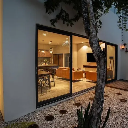 El Paraiso Ikebana Oasis, Pool And Secured Space Villa