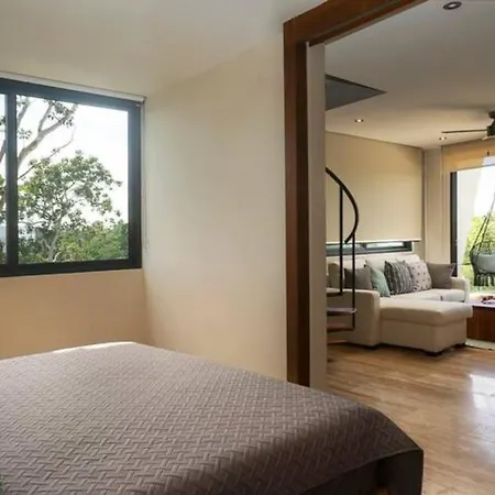 Apartment 2 Floors W/private Roof Pool.near Beach&town.