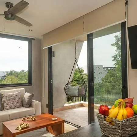 2 Floors W/private Roof Pool.near Beach&town. Apartment