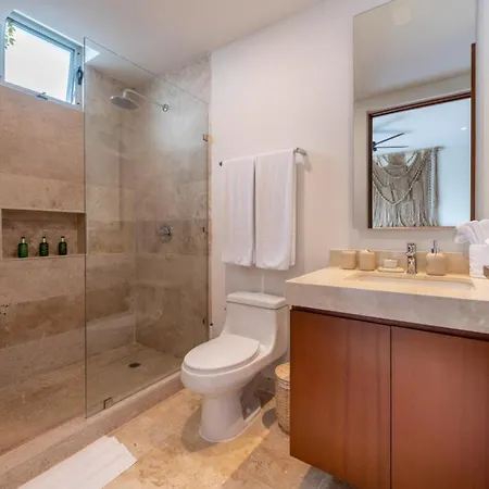 Walking Distance Your Seaside Getaway Holiday home