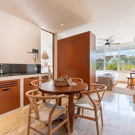 Walking Distance Your Seaside Getaway Holiday home