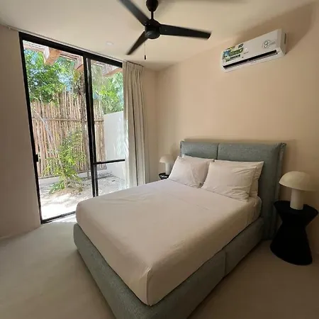Hotel Arena Tuane