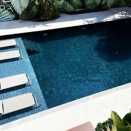 Apartment *tulum 2br W/ Pool, Gym, Security, Walk To Town
