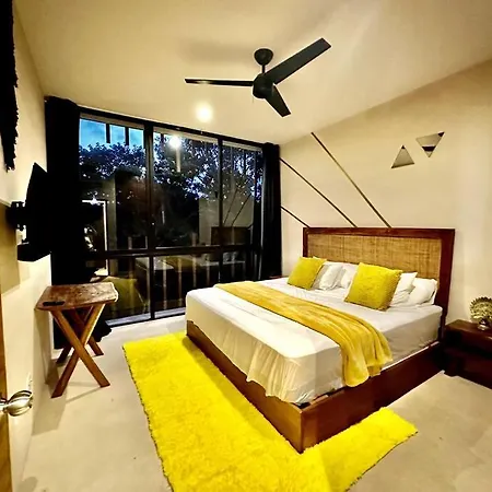 Apartment *tulum 2br W/ Pool, Gym, Security, Walk To Town Tulum