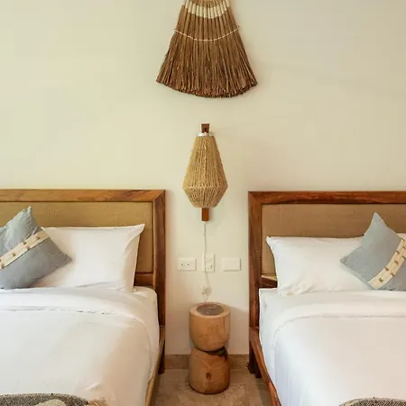 Holiday home Tropical Retreat In