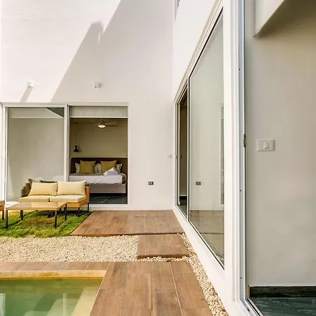 New Alluring Private Pool Full Kitchen Wifi Holiday home *
