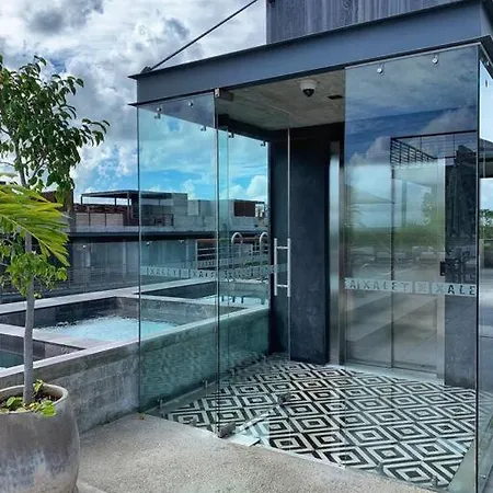 Luxury In W/ Cenote & Pool. Apartment
